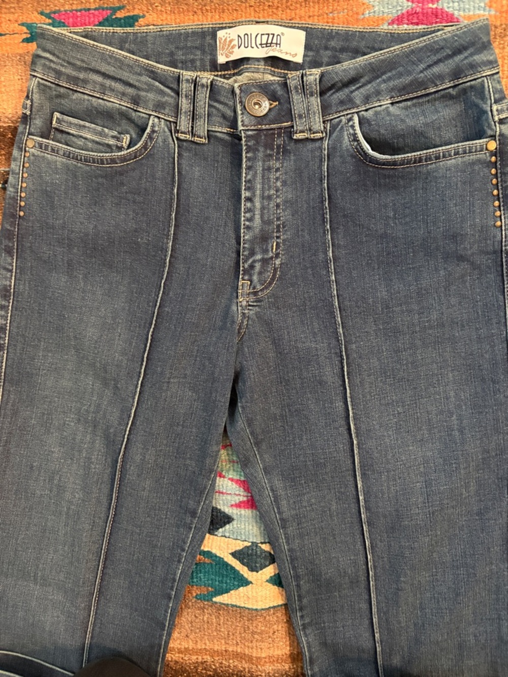 NWOT DOLCEZZA Blue Mid-Rise Flare/Boot Cut Denim Jeans w/Front Seams
